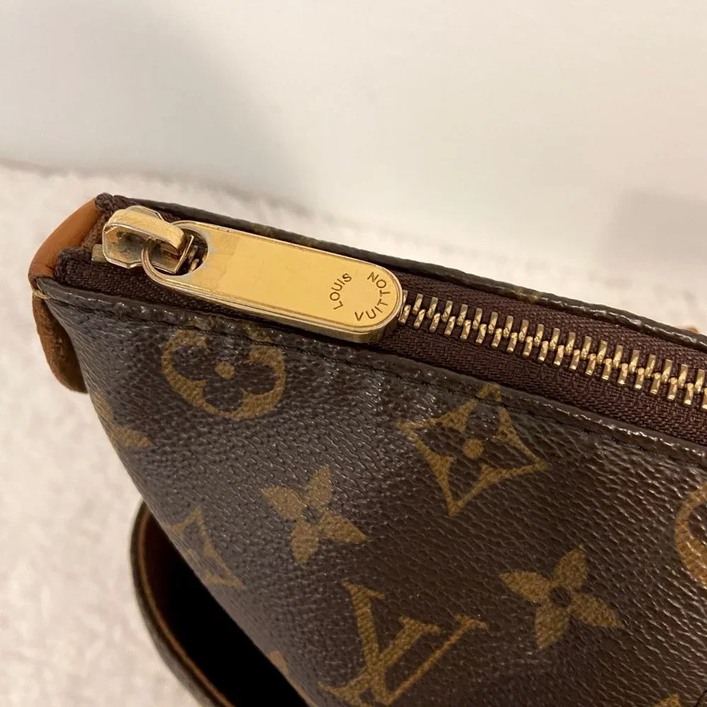 Louis Vuitton Monogram Totally MM Tote Bag